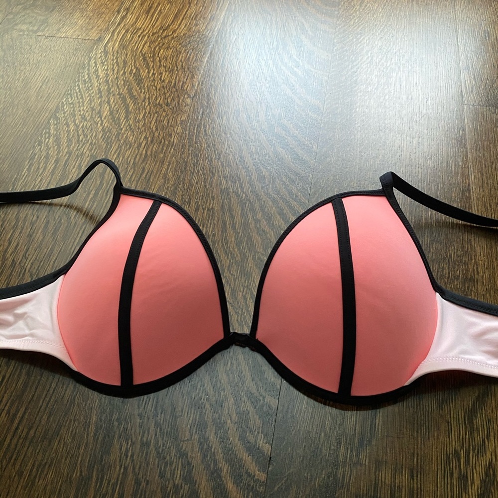 Victoria’s Secret Bikini top